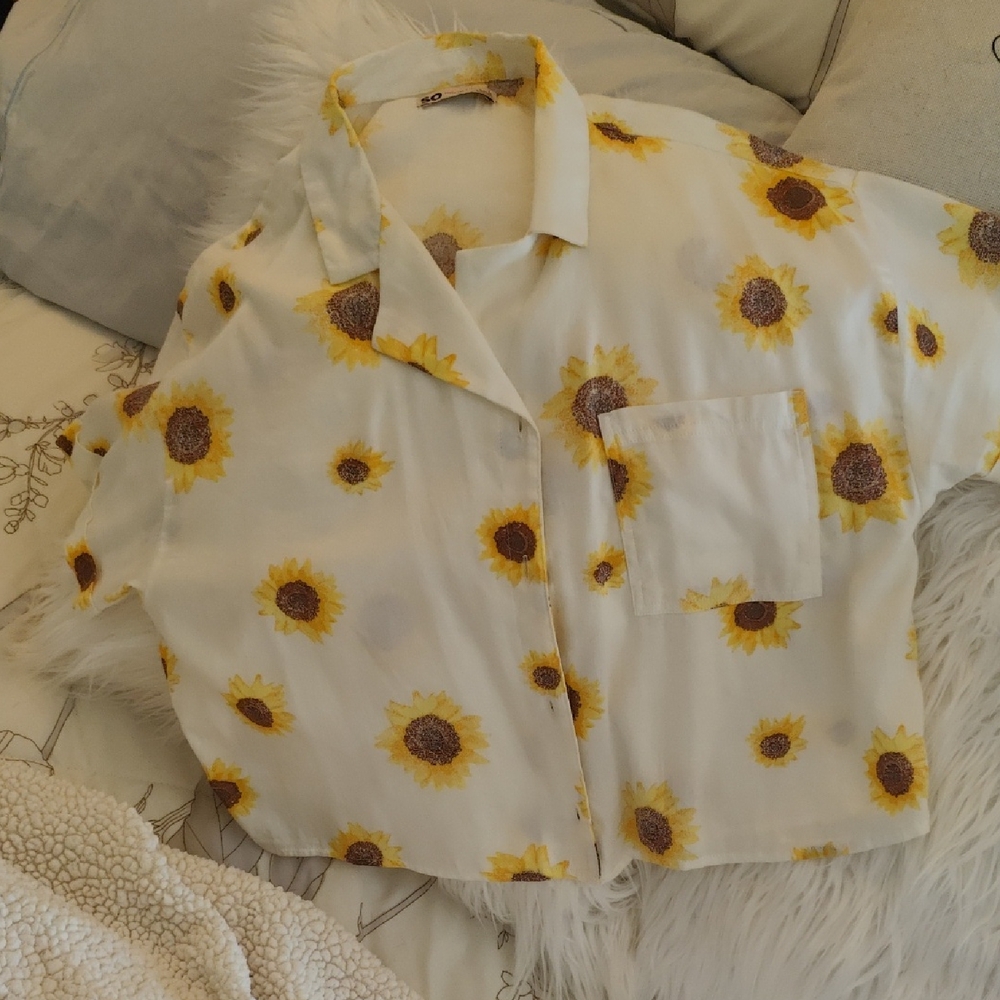 SO Sunflower Patterned Shirt
